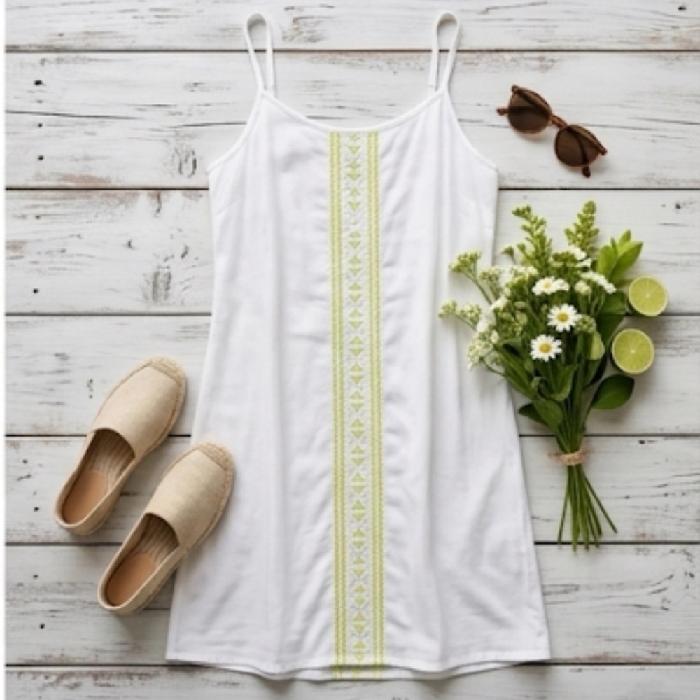 Silky Embroidered Boho Slip Dress Size M Coastal Lime Geometric Mini Size Medium - Picture 2 of 7